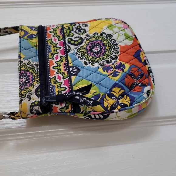 Vera Bradley Rio Multicolored Patterned Crossbody Purse - Picture 5 of 11
